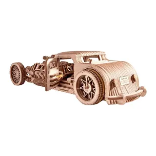 Arrière du hot rod : caisse arrondie, roue arrière pleine et habitacle visible